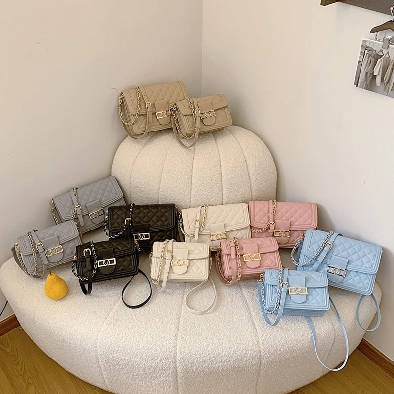 Women's Medium Pu Leather Solid Color  Basic Classic Style Square Flip Cover Crossbody Bag