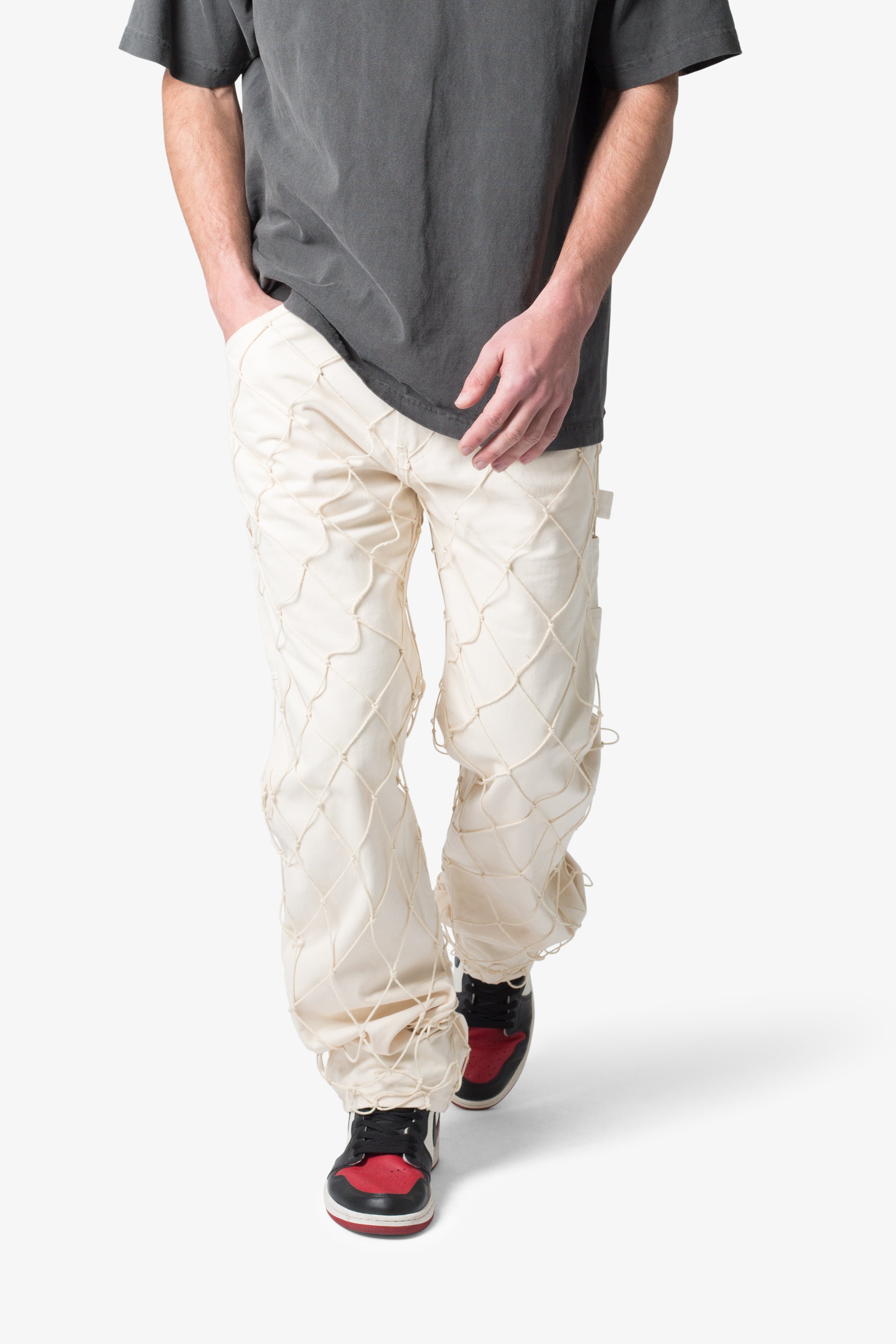 V623 Cargo Net Baggy Pants - Cream