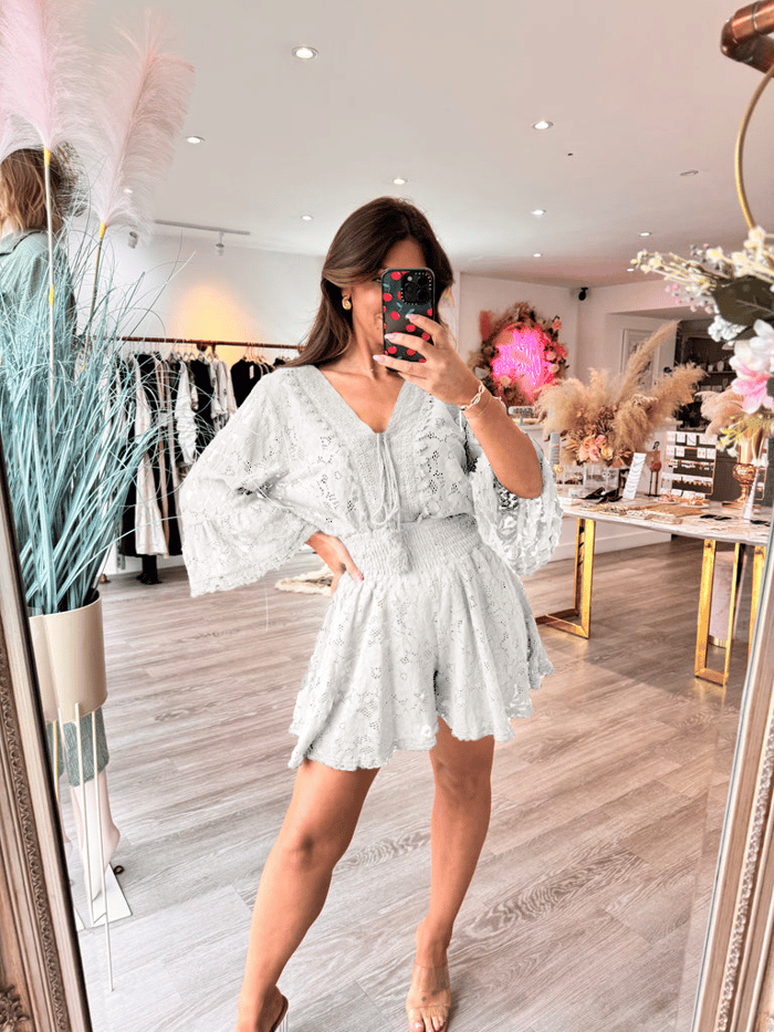 🌸 Limited time hot promotion | Casual cropped V-neck lace set
