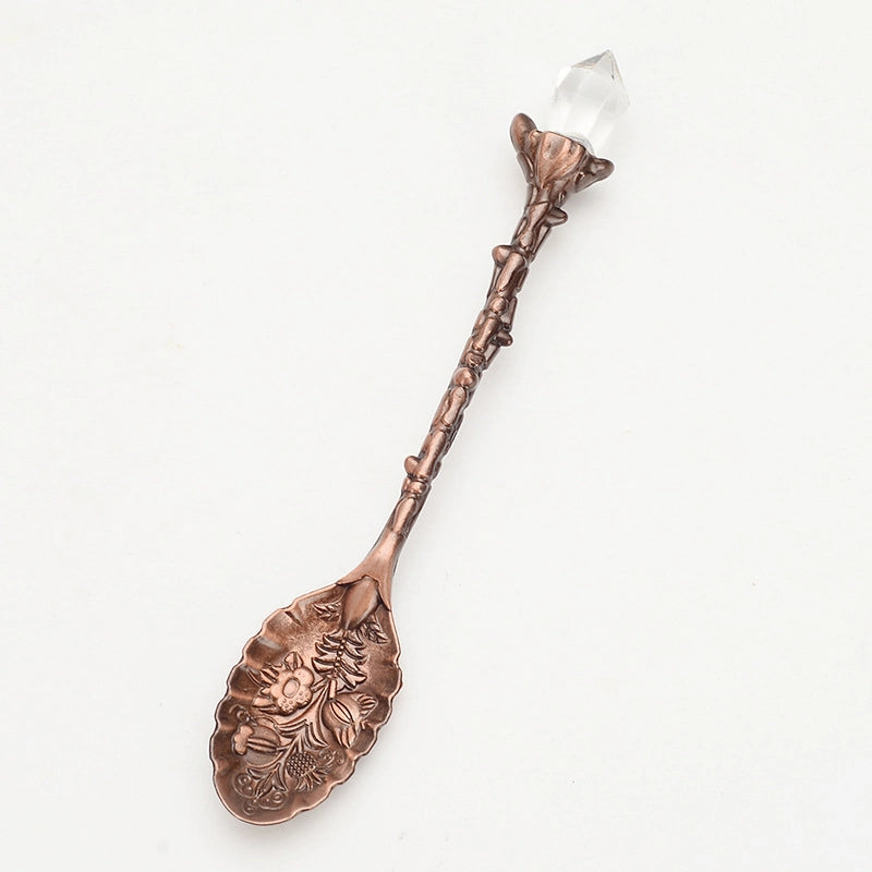 Vintage Carved Crystal Head Pattern Alloy Leaf Spoon Nordic Creative Mug Coffee Ice Cream Spoon