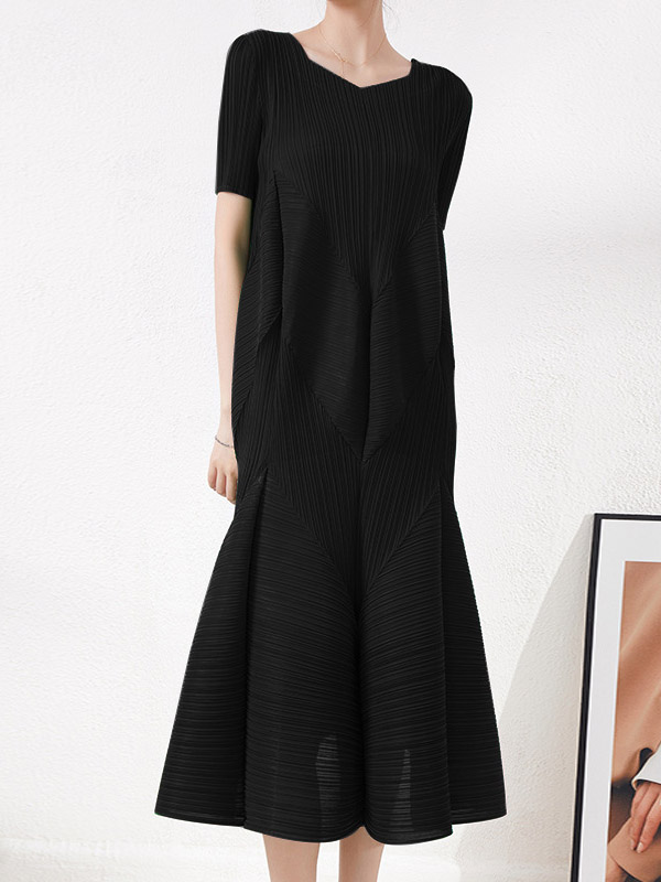 High Waisted Loose Pleated Solid Color Round-Neck Midi Dresses