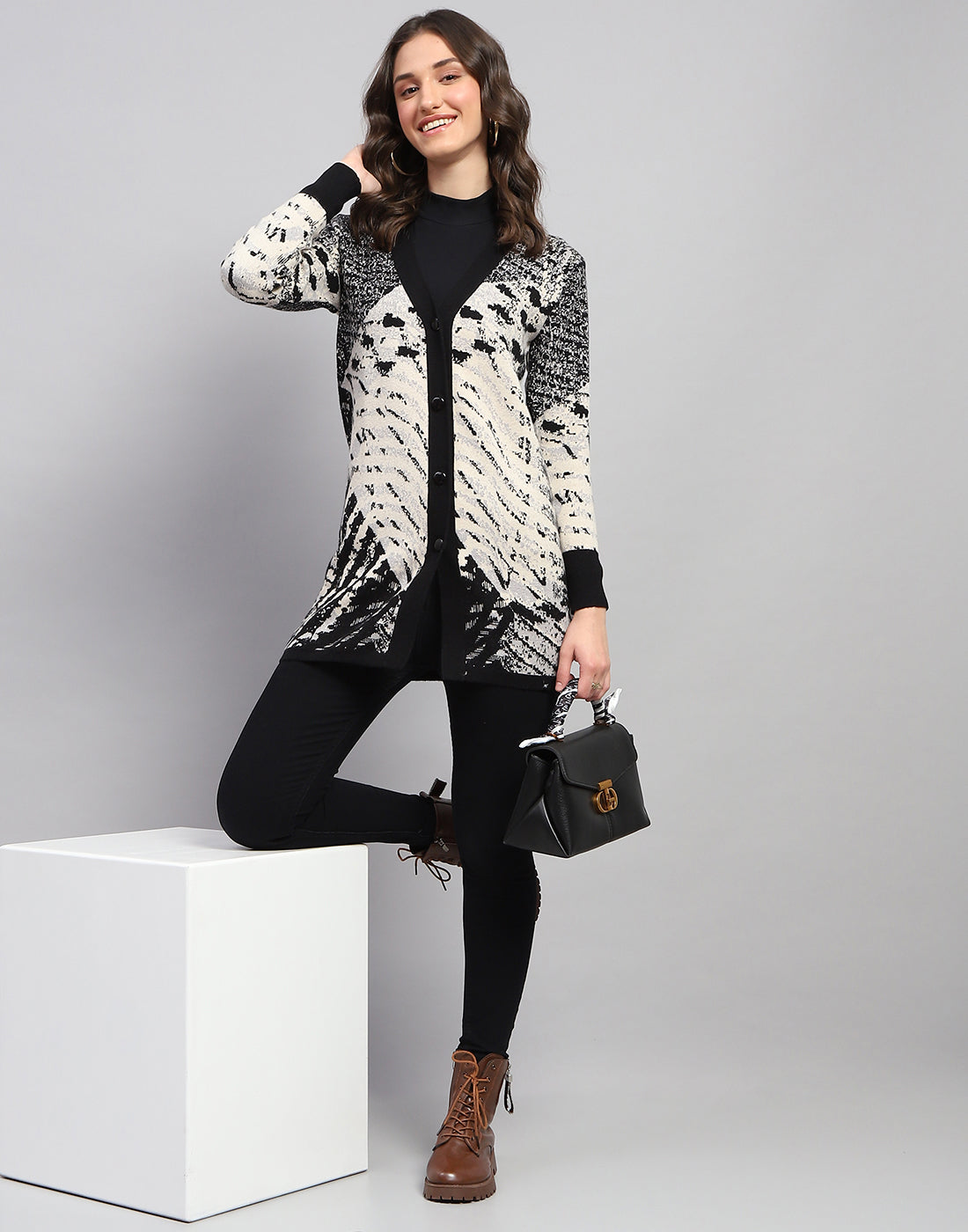 Women Black Self Design V Neck Full Sleeve Cardigan