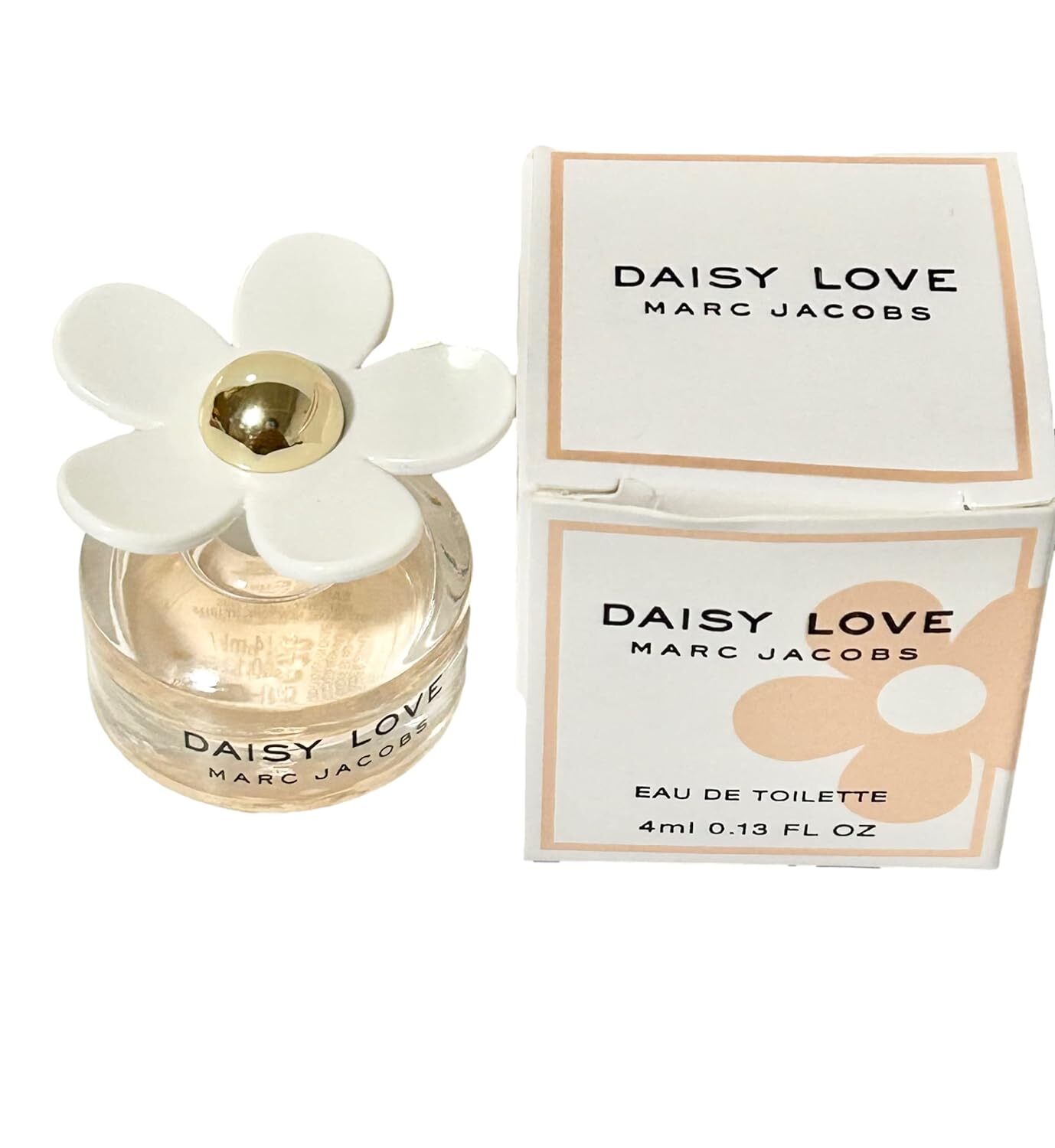 MARC JACOBS Daisy Love Eau de Toilette Spray. 3.4-oz.