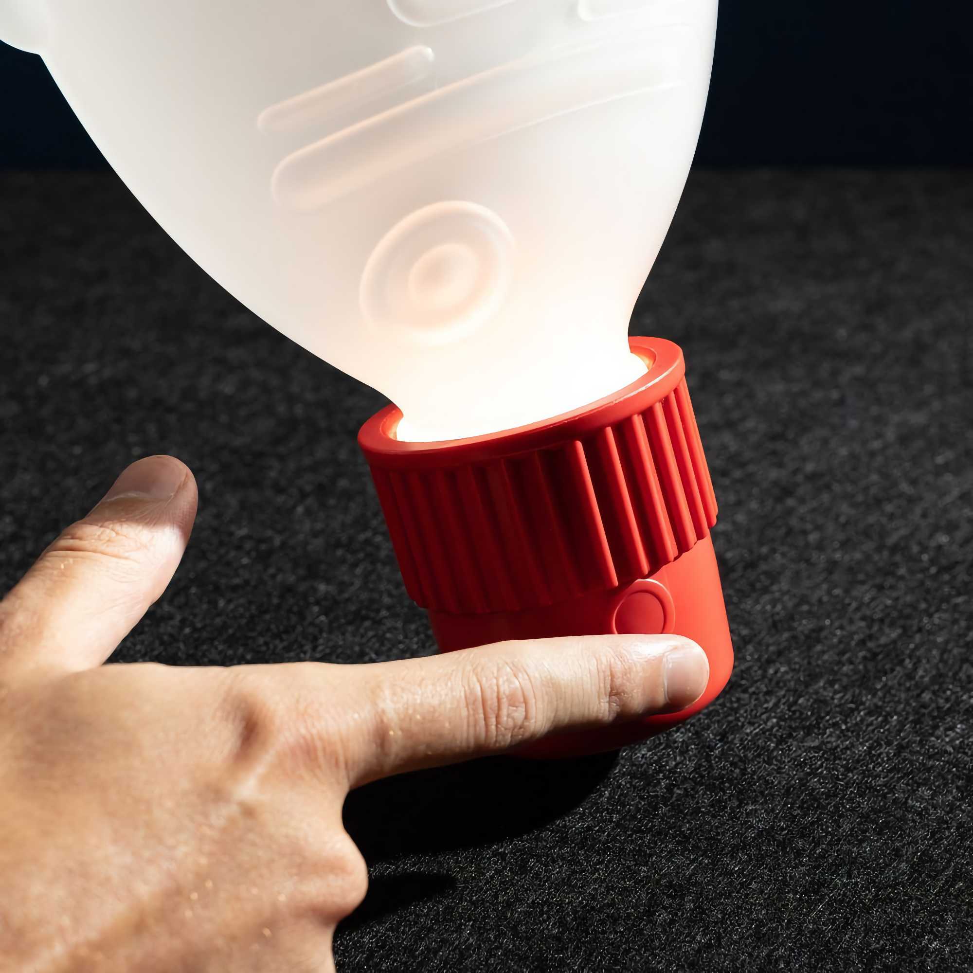 Heliograf Light Soy portable table lamp