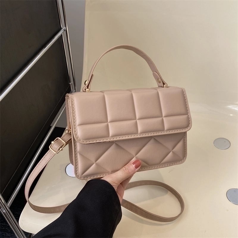 Women's Pu Leather Solid Color Classic Style Flip Cover Handbag