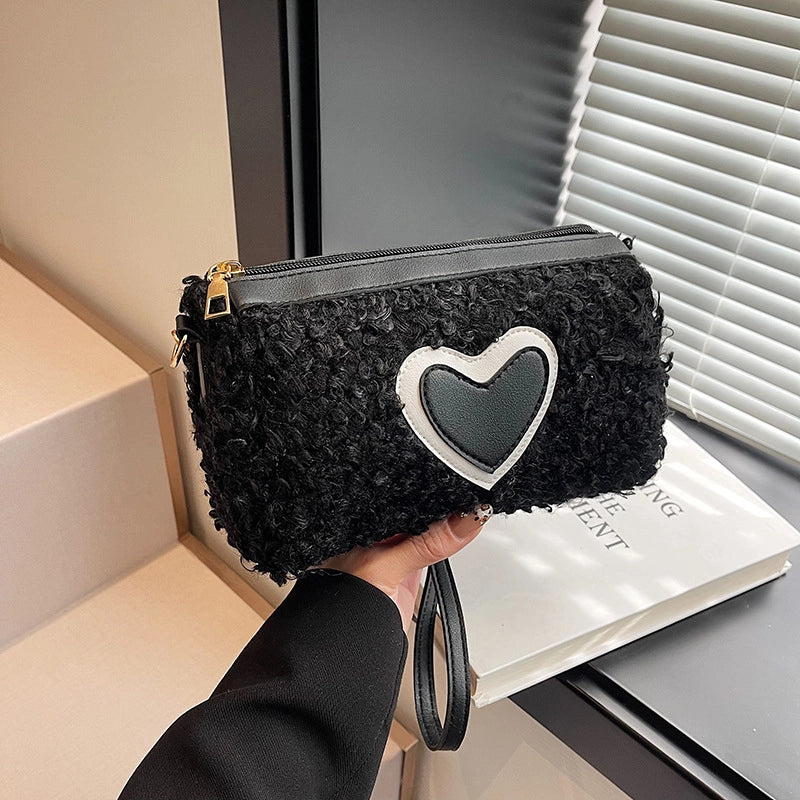 Black Pink Blue Fleece Heart Shape Sewing Thread Square Clutches