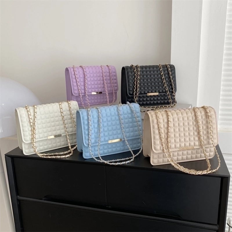 Women's Pu Leather Solid Color Streetwear Square Magnetic Buckle Shoulder Bag Crossbody Bag