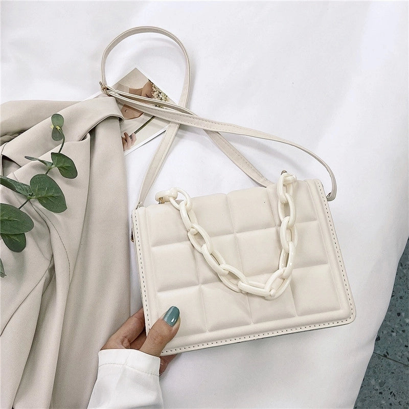 Women's Small Pu Leather Solid Color Streetwear Chain Square Magnetic Buckle Crossbody Bag
