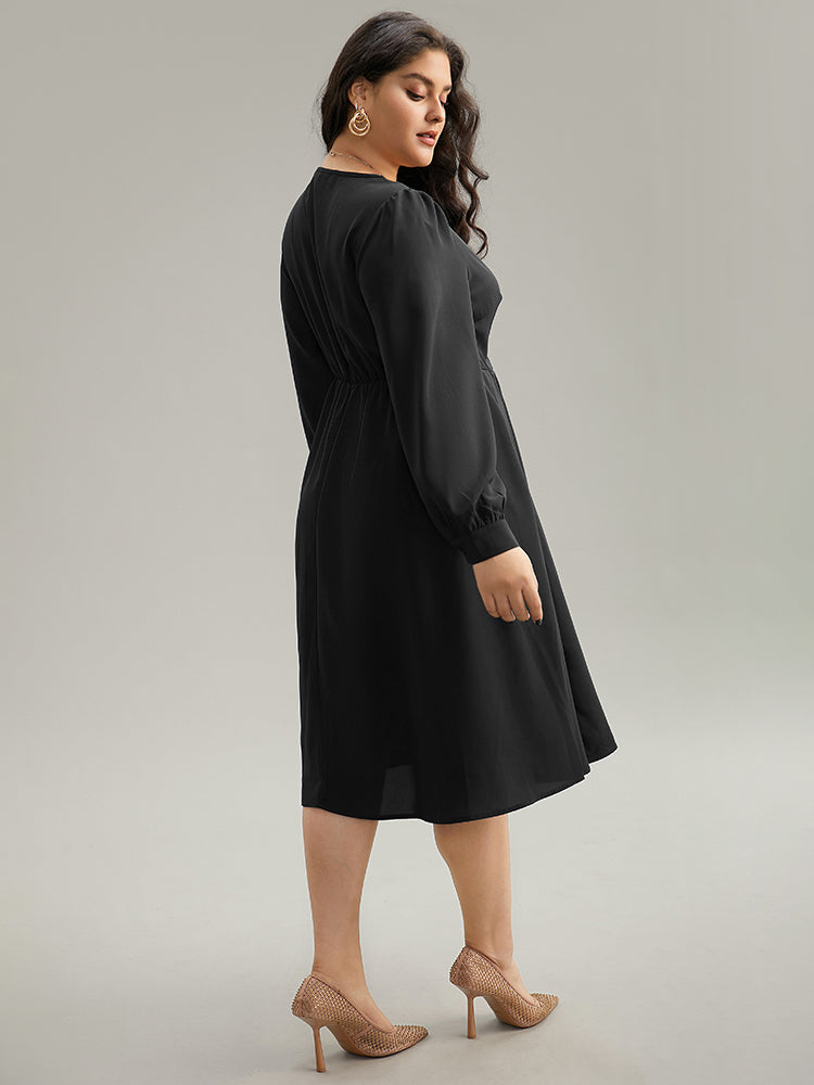 Static-Free Plain Pleated Pocket Dress