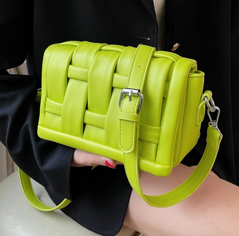 Women's Small Pu Leather Solid Color Streetwear Square Magnetic Buckle Square Bag