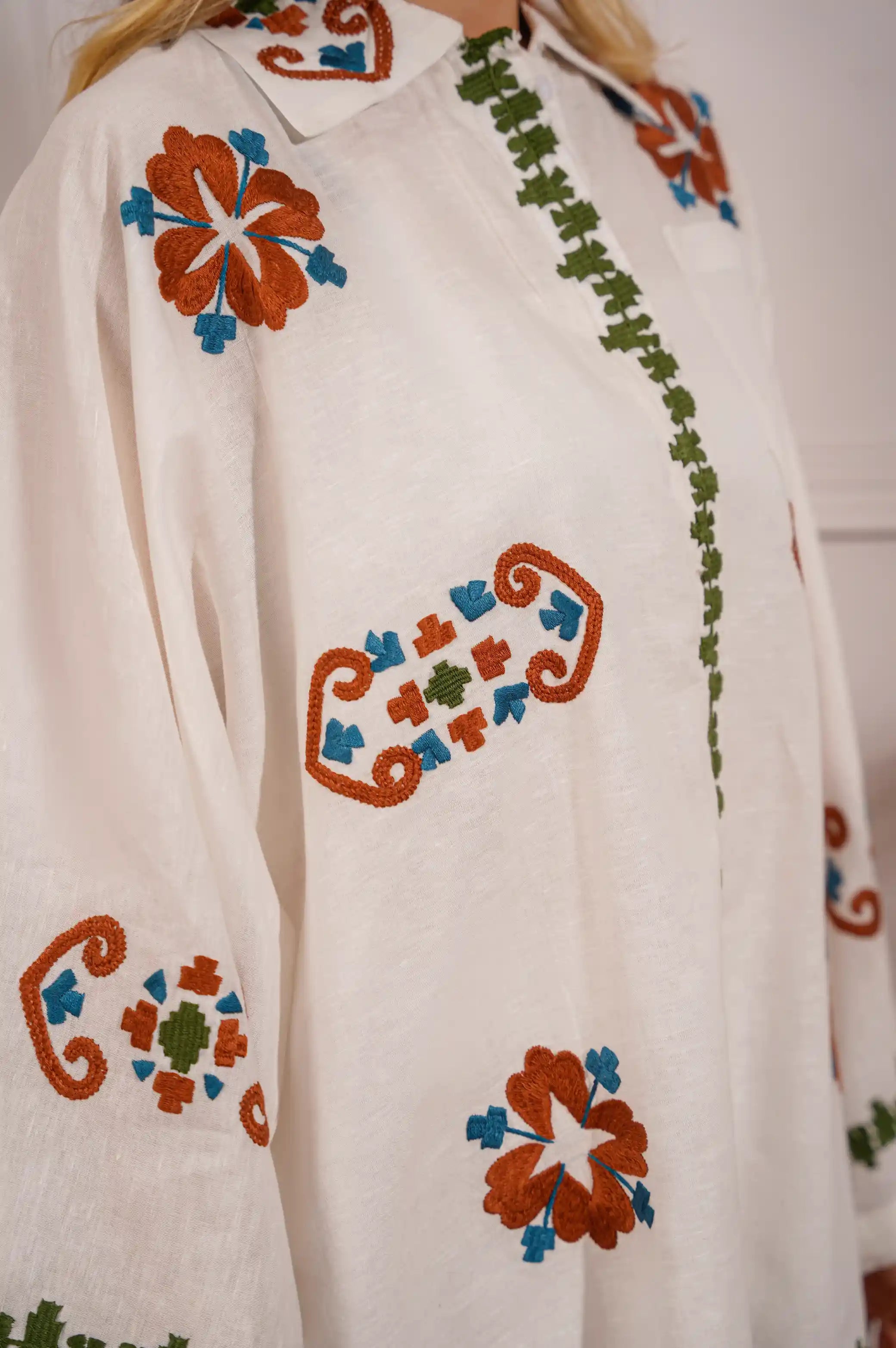 MOROCCAN EMBROIDERED MATCHING SET