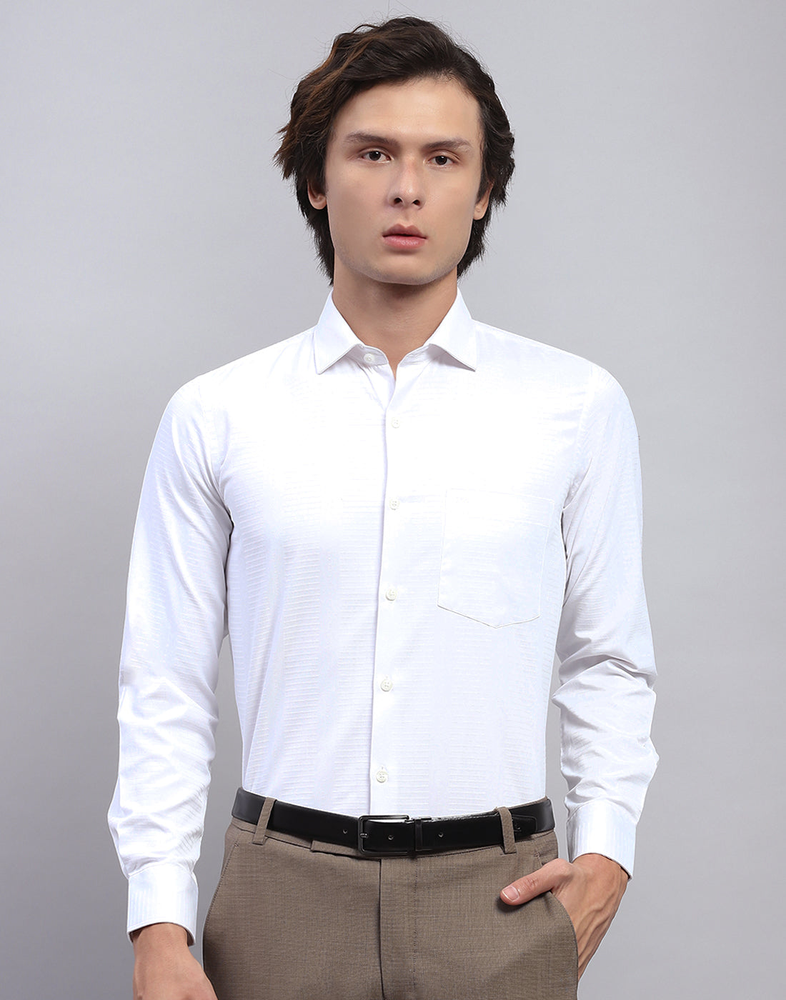 Men White Solid Collar Full Sleeve Shirt