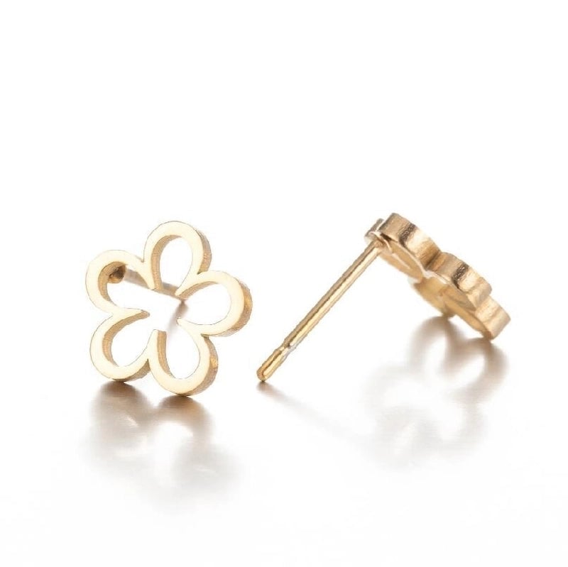 Minimalist Heart Shape Flower Stainless Steel Ear Studs 1 Pair