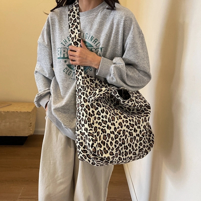 Women's Large Cloth Leopard Streetwear Zipper Tote Bag