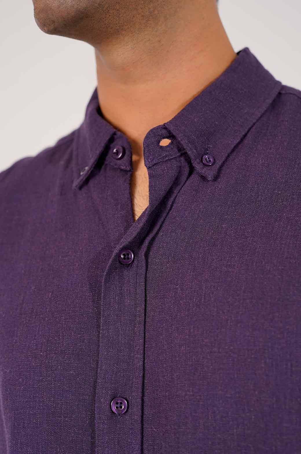 BASIC BUTTON DOWN SHIRT