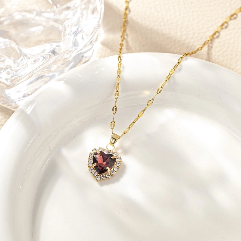 Titanium Steel Minimalist Plating Heart Shape Zircon Pendant Necklace