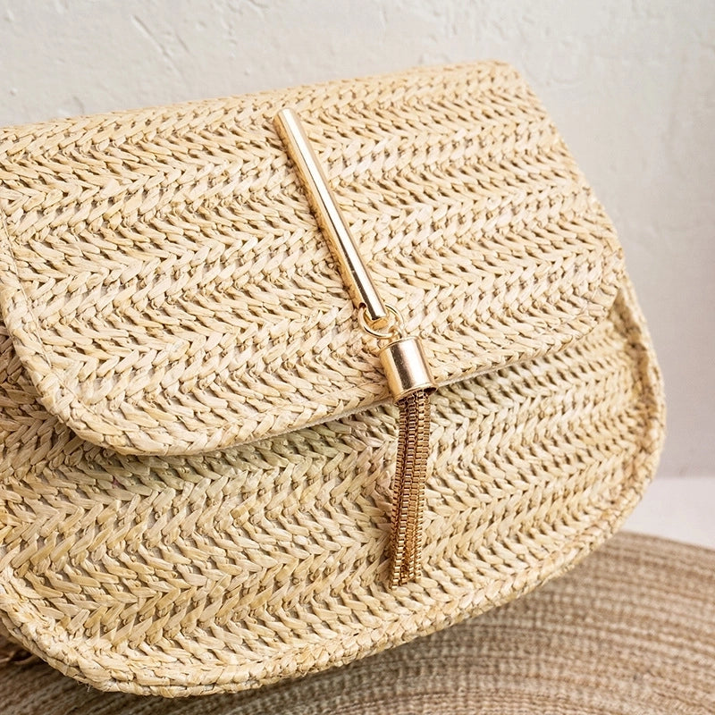Women's Medium Straw Solid Color Vacation Weave Square Magnetic Buckle Straw Bag