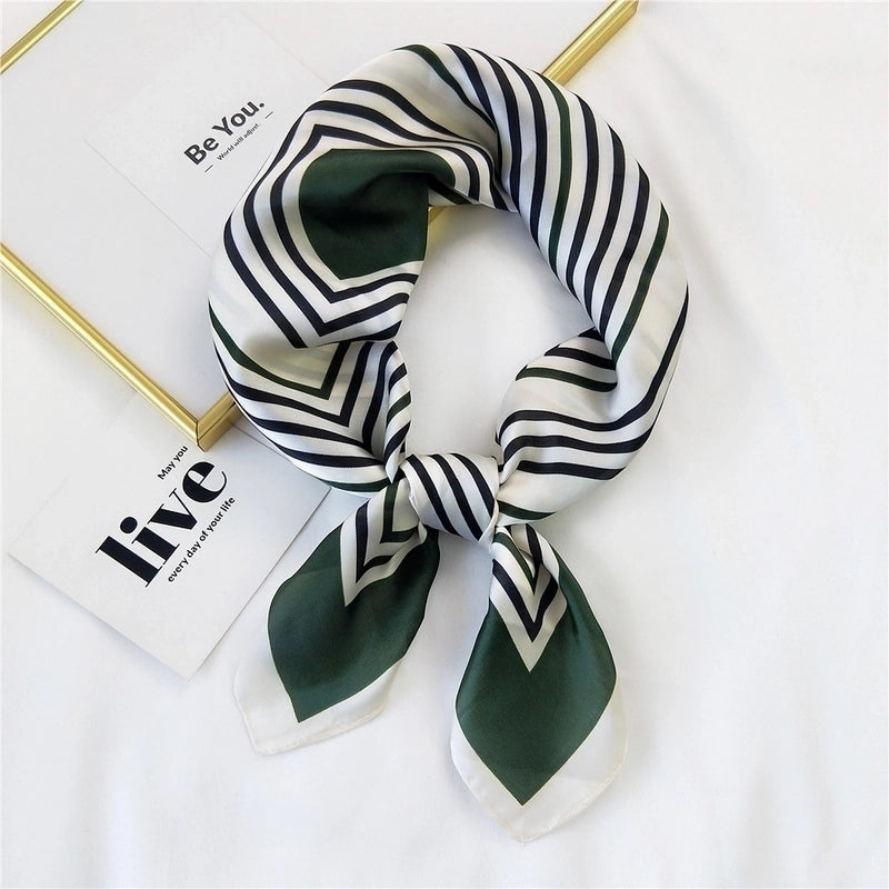 Clashing Color Floral Pringting Silk Square Scarf