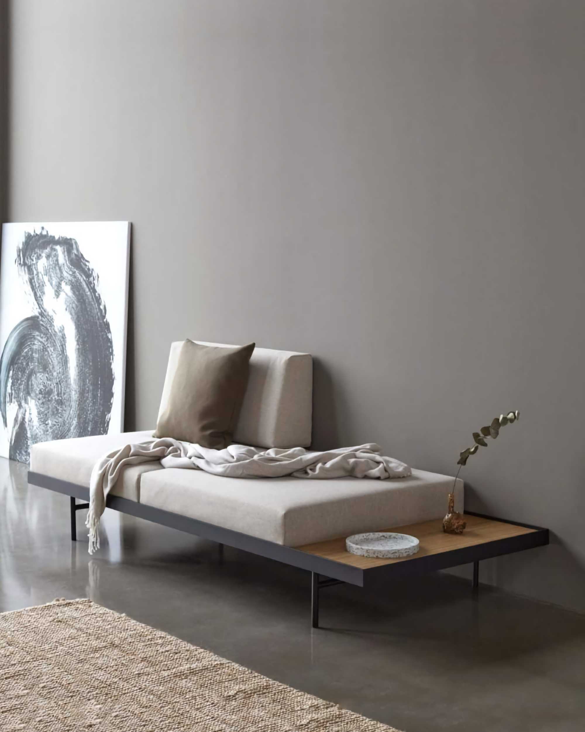 Innovation Puri Daybed with Oak Table