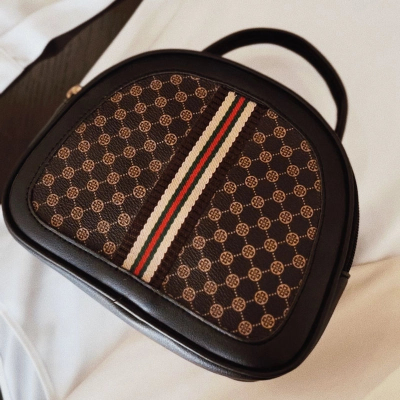 Women's Medium Pu Leather Monogram Argyle Vintage Style Classic Style Semicircle Zipper Crossbody Bag
