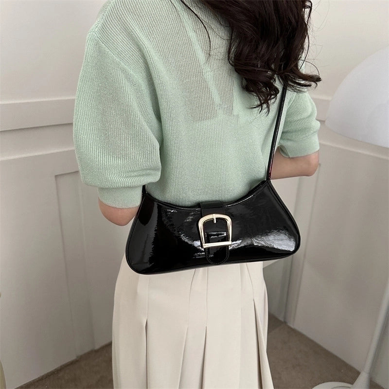 Women's All Seasons Pu Leather Solid Color Streetwear Square Magnetic Buckle Square Bag