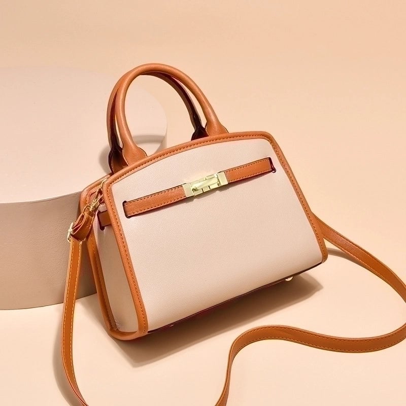 Women's Medium All Seasons Pu Leather Classic Style Square Bag