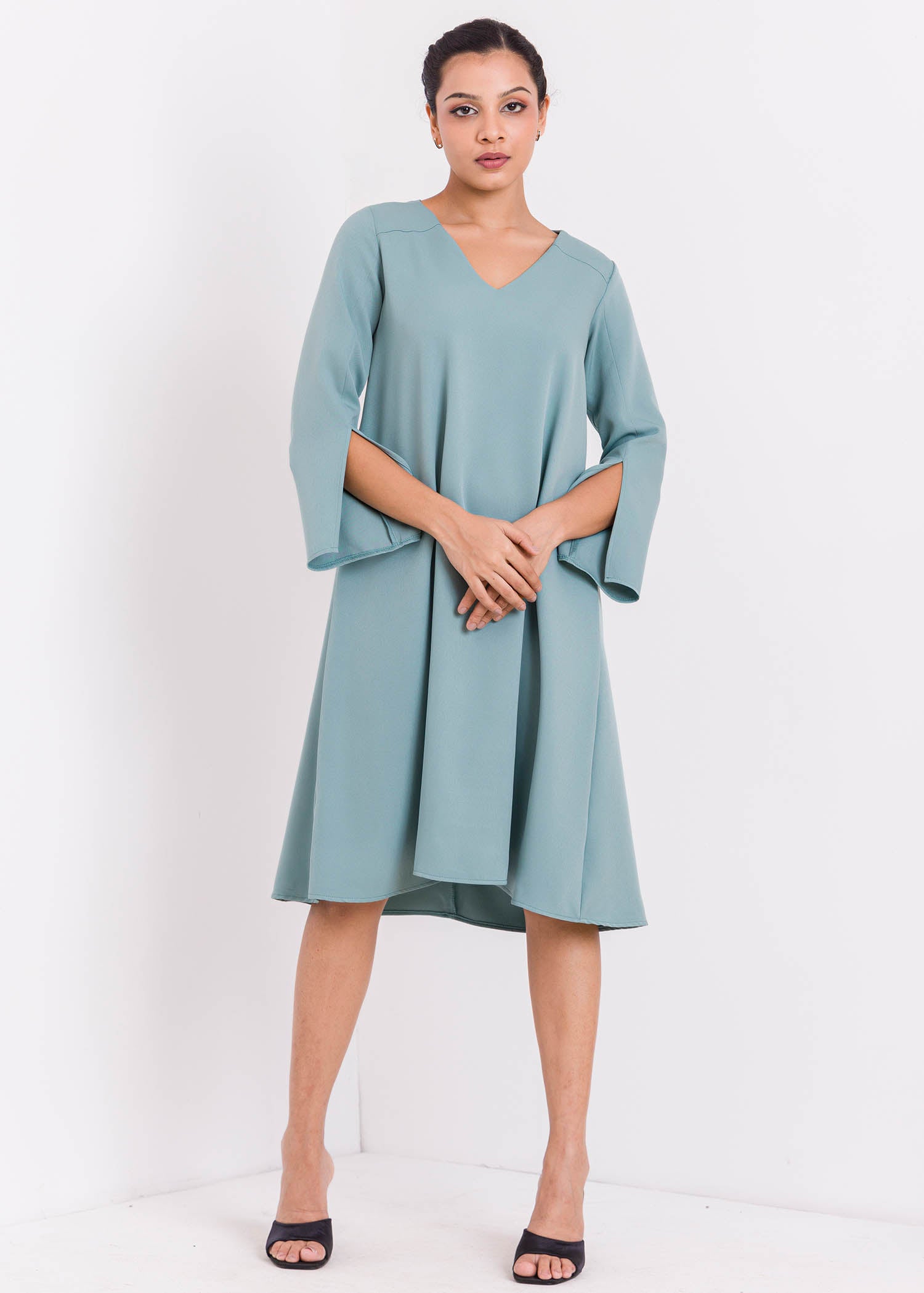 V Neck Dress With Long Sleeves