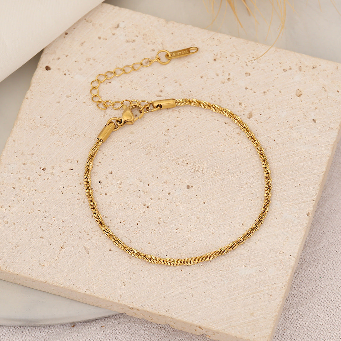 Women Expressive Heart Stainless Steel Electroplating Bracelets