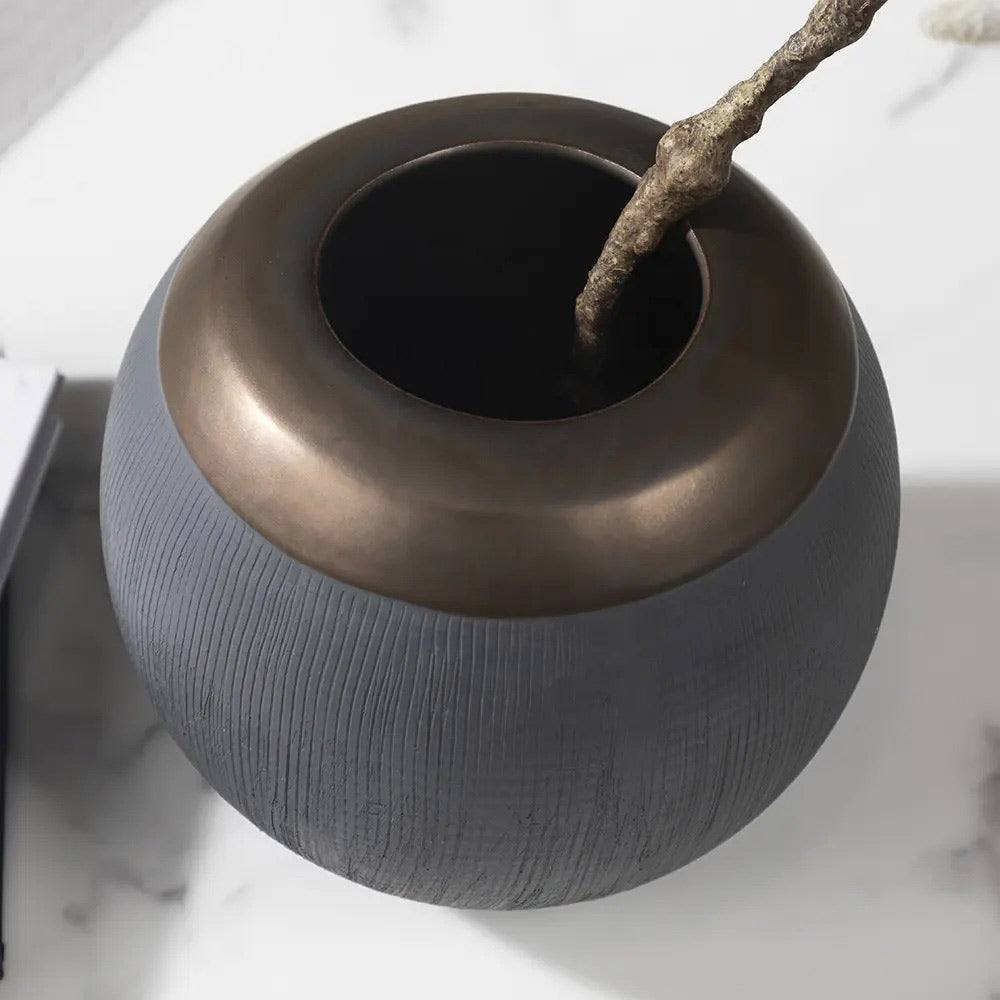 Tao Ceramic Vase - Grey & Brass