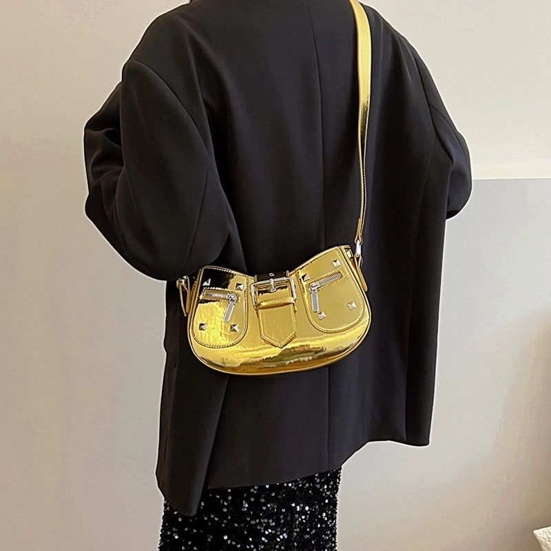 Women's Medium Pu Leather Solid Color Streetwear Zipper Underarm Bag