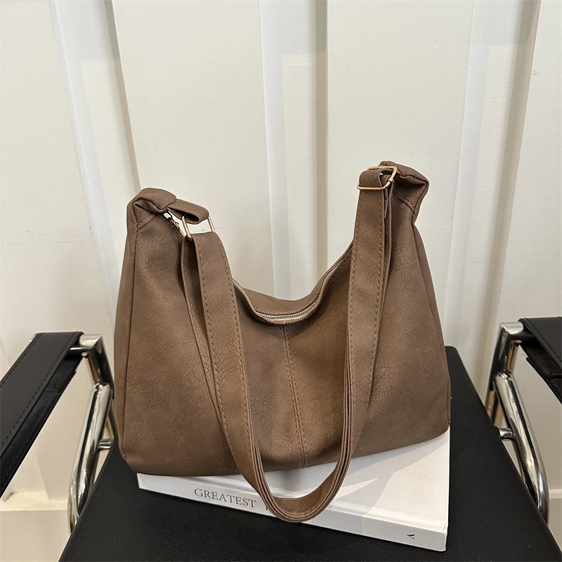 Women's Pu Leather Solid Color Basic Dumpling Shape Zipper Shoulder Bag