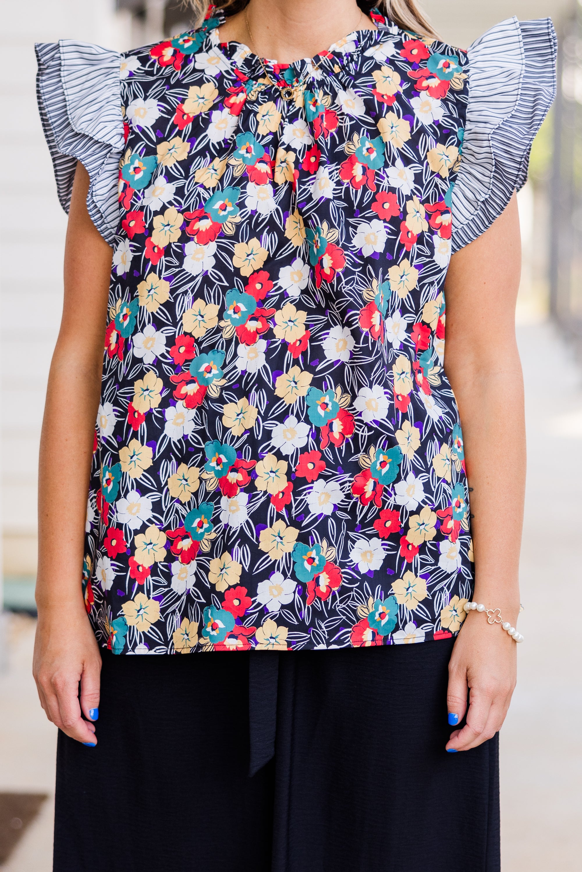 Bleeding Hearts Top. Black