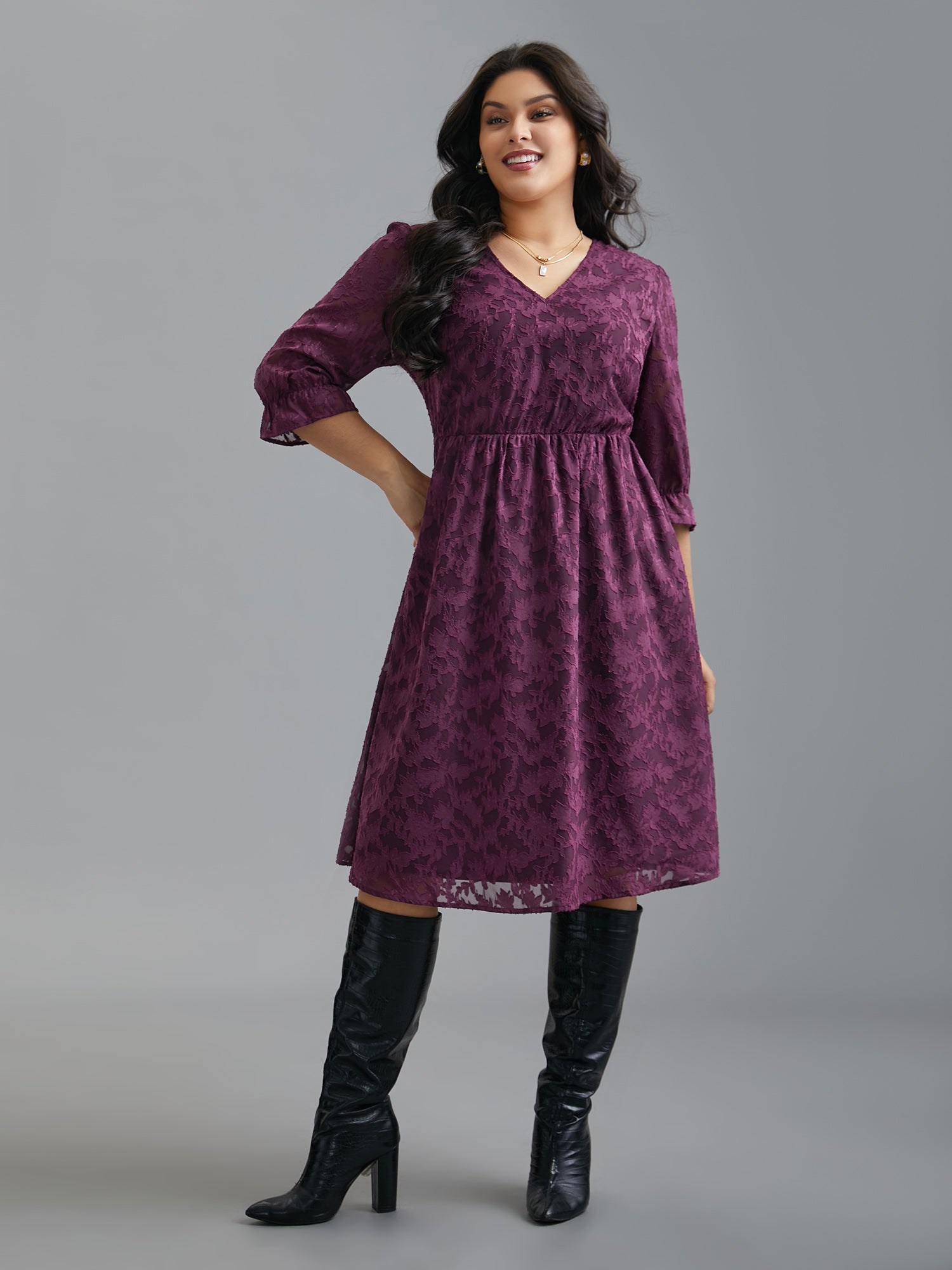 V Neck Burn-out Fabric Midi Dress