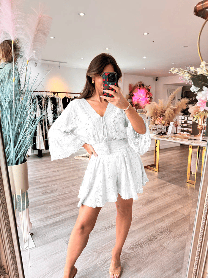 🌸 Limited time hot promotion | Casual cropped V-neck lace set