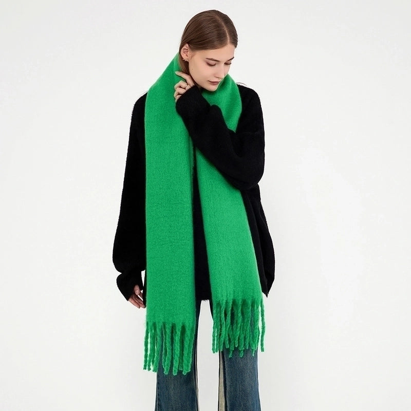 Women's Minimalist Solid Color Polyester Tassel Scarf