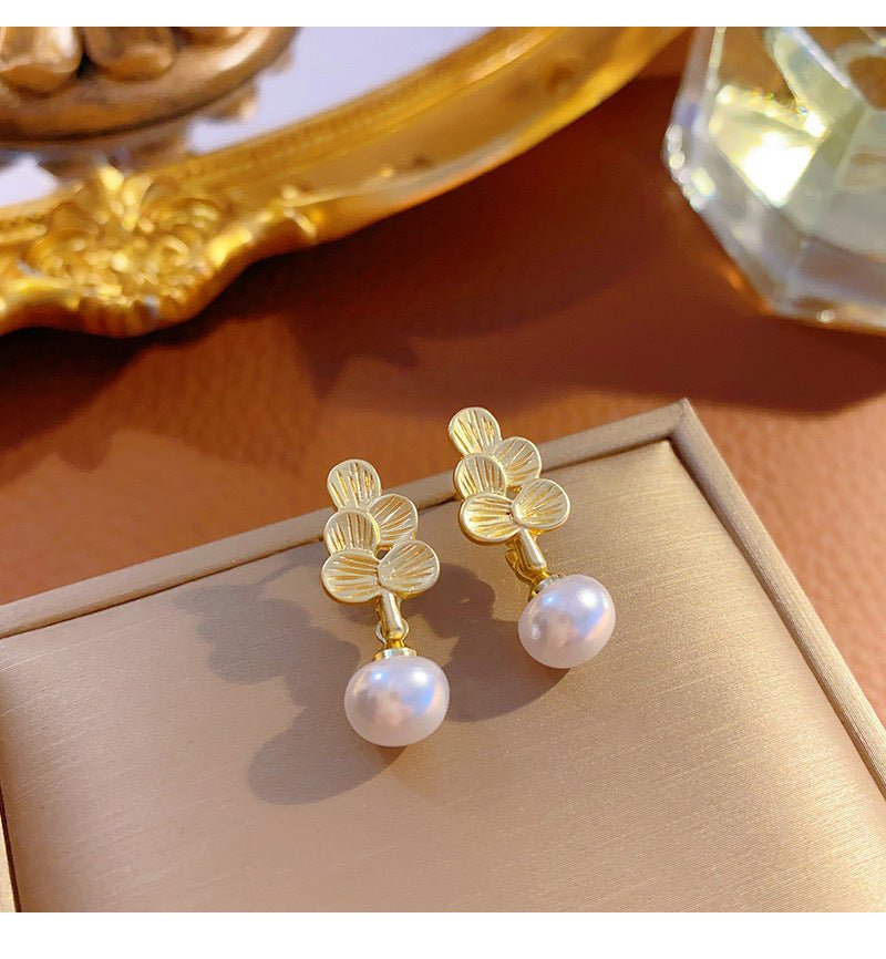 Flower Pearl Earrings