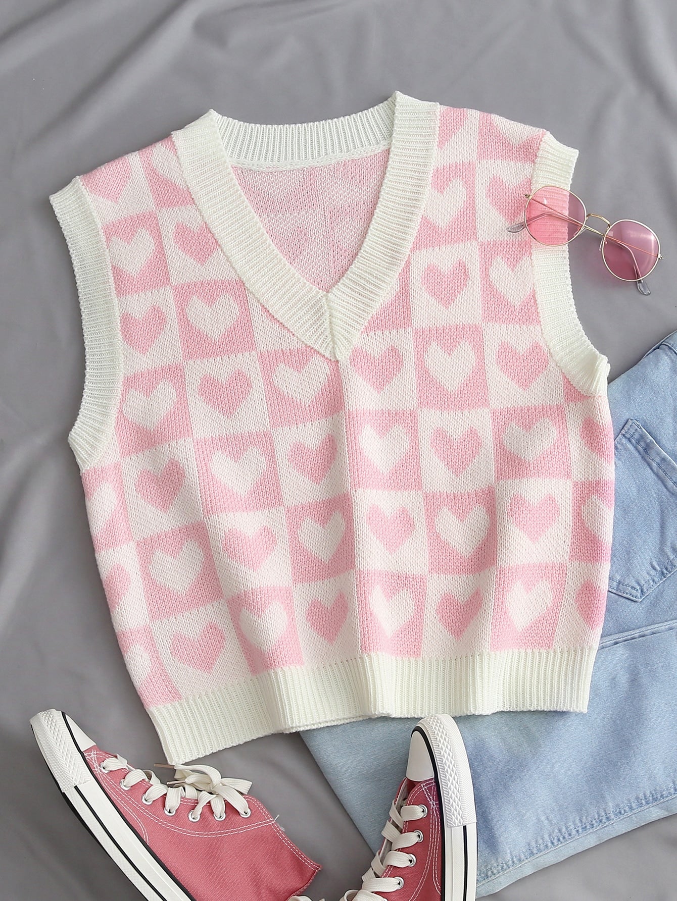 Heart & Checker Pattern Sweater Vest