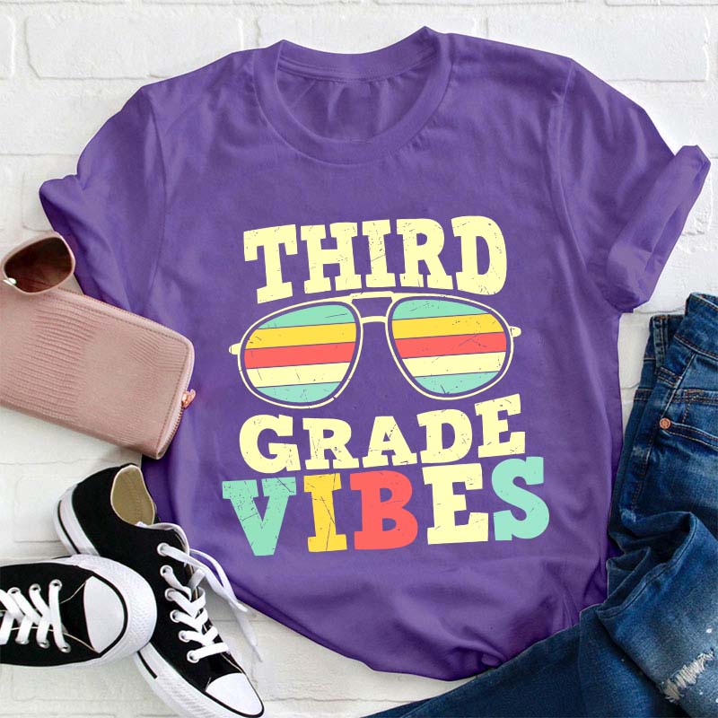 Personalized Grade Vintage Sunglasses Teacher T-Shirt