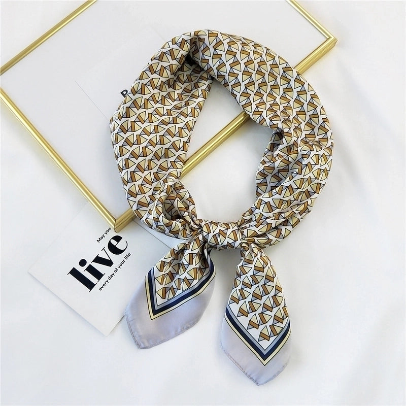 Clashing Color Floral Pringting Silk Square Scarf