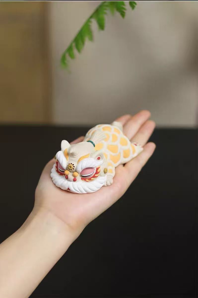 Yixing Purple Clay Awakened Lion