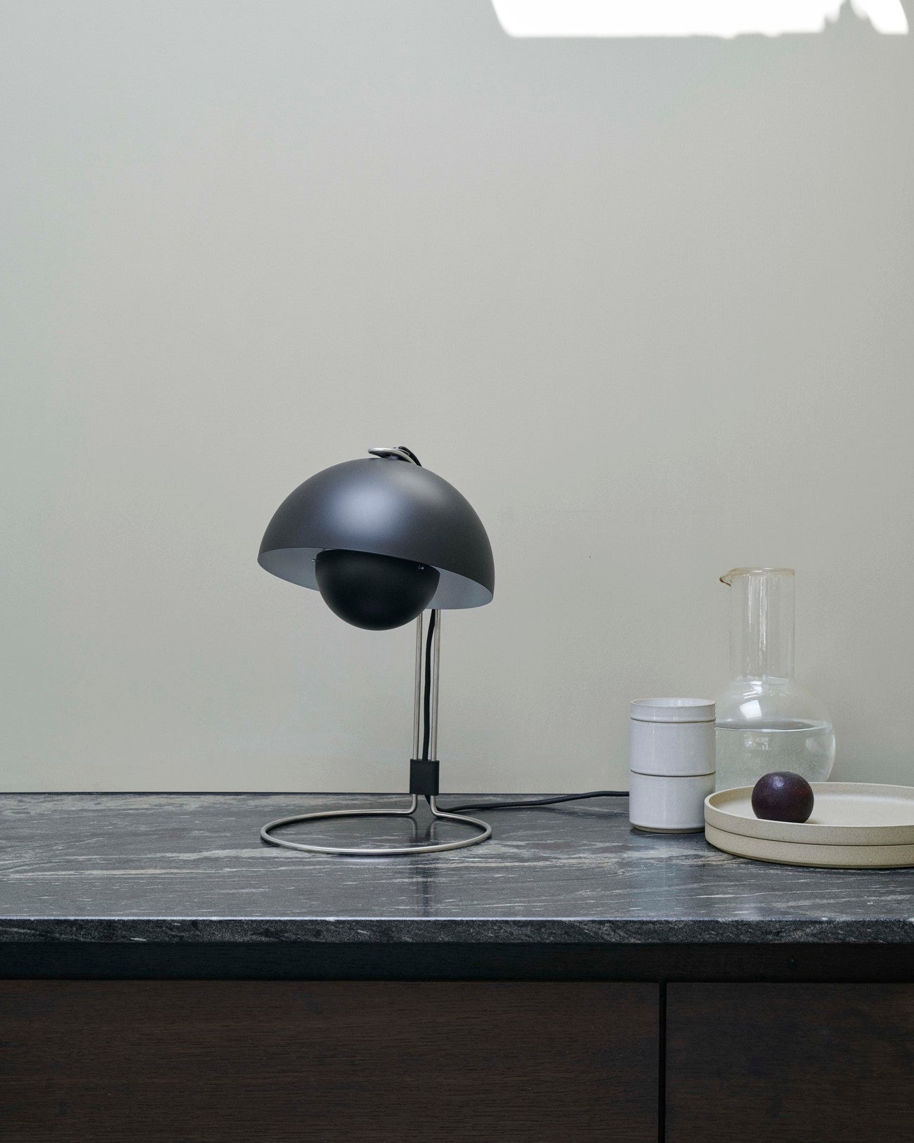 Tradition Flowerpot VP4 table lamp