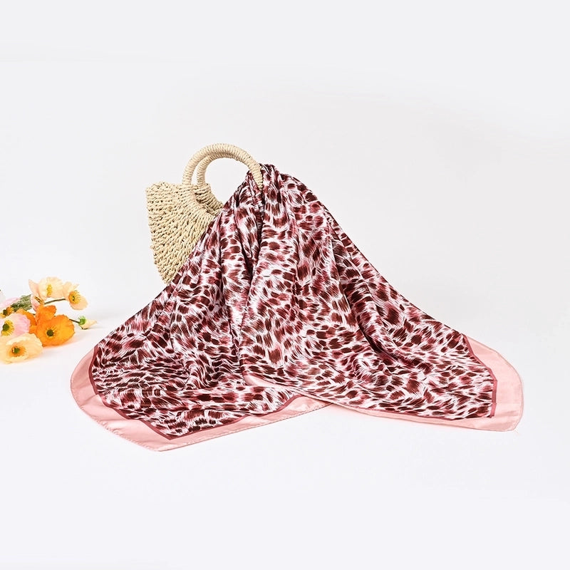 Women's Hip-Hop Minimalist Leopard Satin Printing And Dyeing Printing Silk Scarf