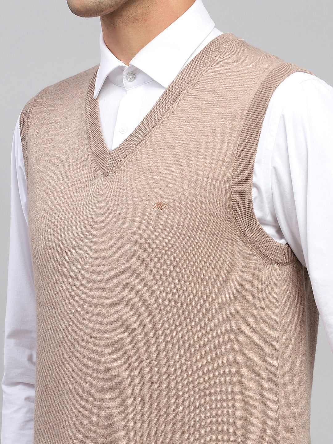 Men Beige Solid V Neck Sleeveless Sweater