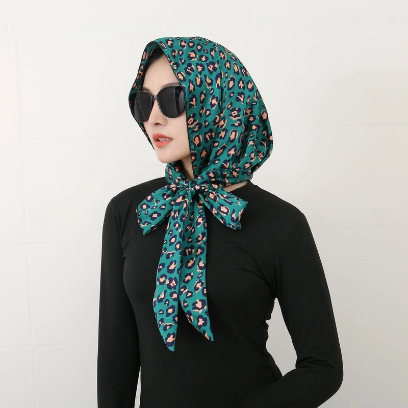Women's Elegant Retro Flower Satin Printing Silk Scarf