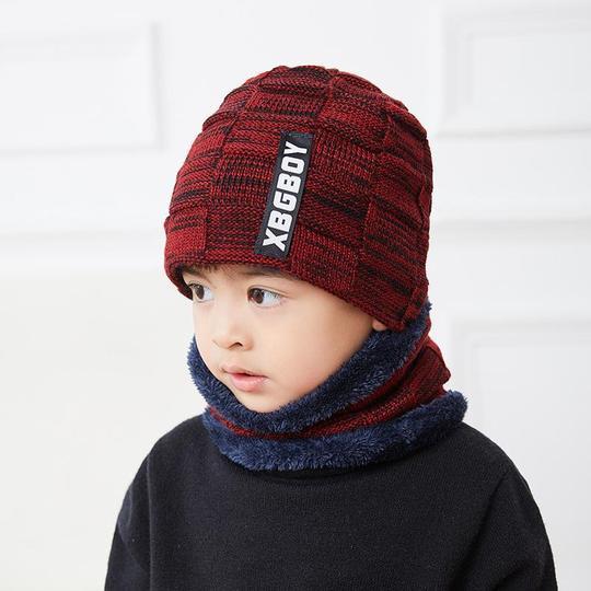 Ensemble bonnet et écharpe en tricot chaud