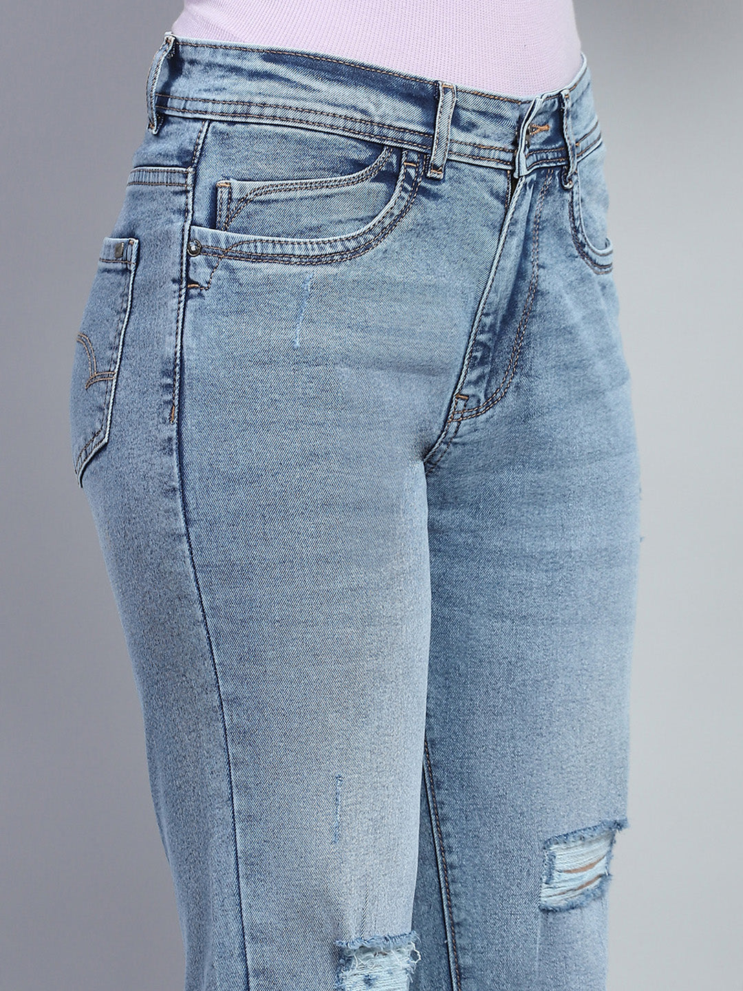 Women Blue Solid Mild Distressed Straight Fit Denim