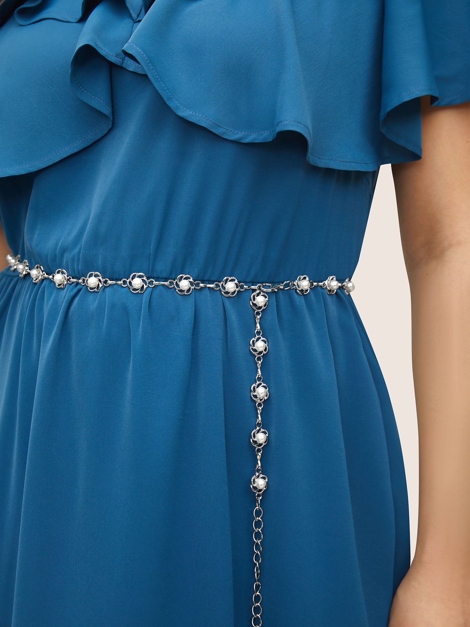 Floral Pearl Beaded Chain Belt