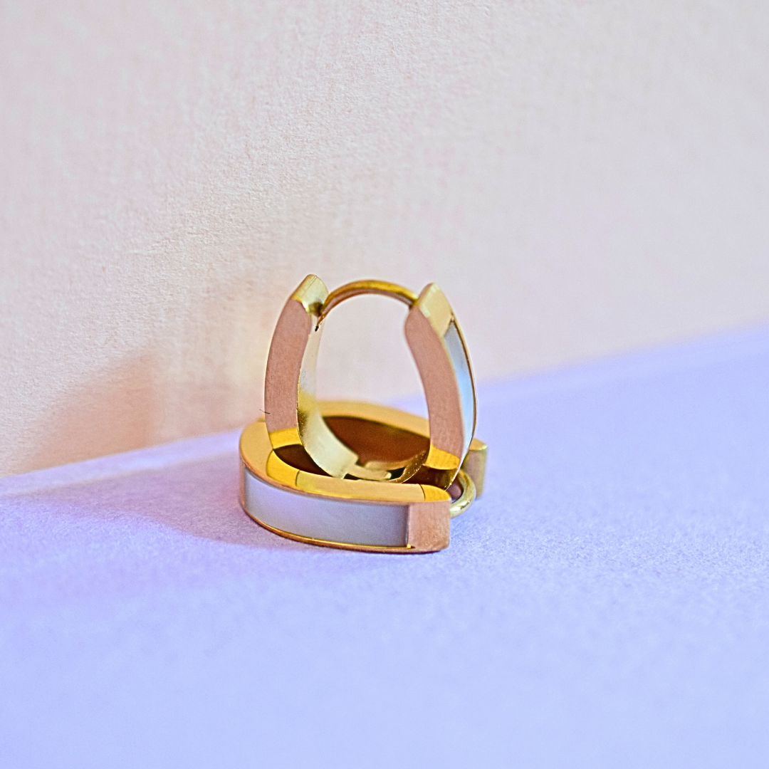 Oval hoops with shell bar detail - Gold