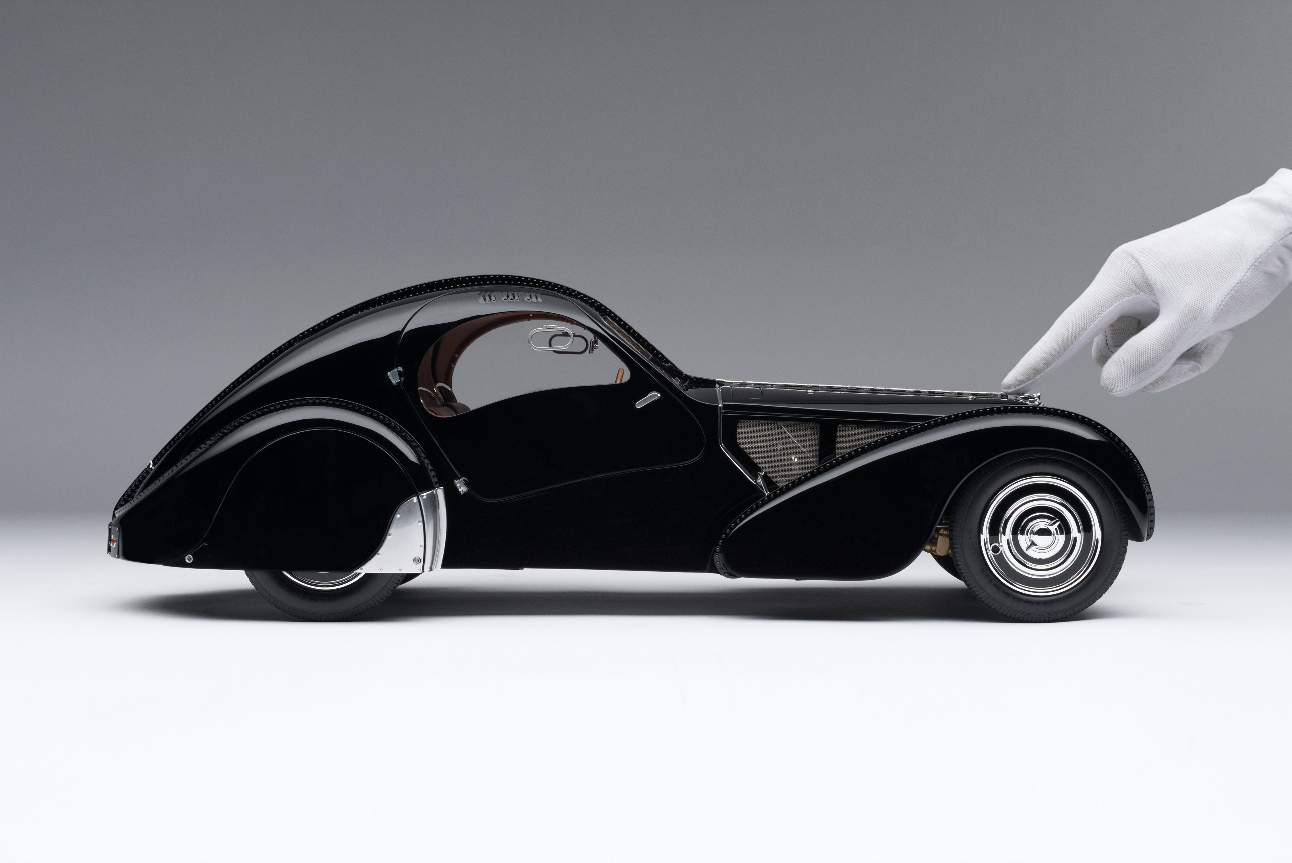 Bugatti 57SC Atlantic (1936) 