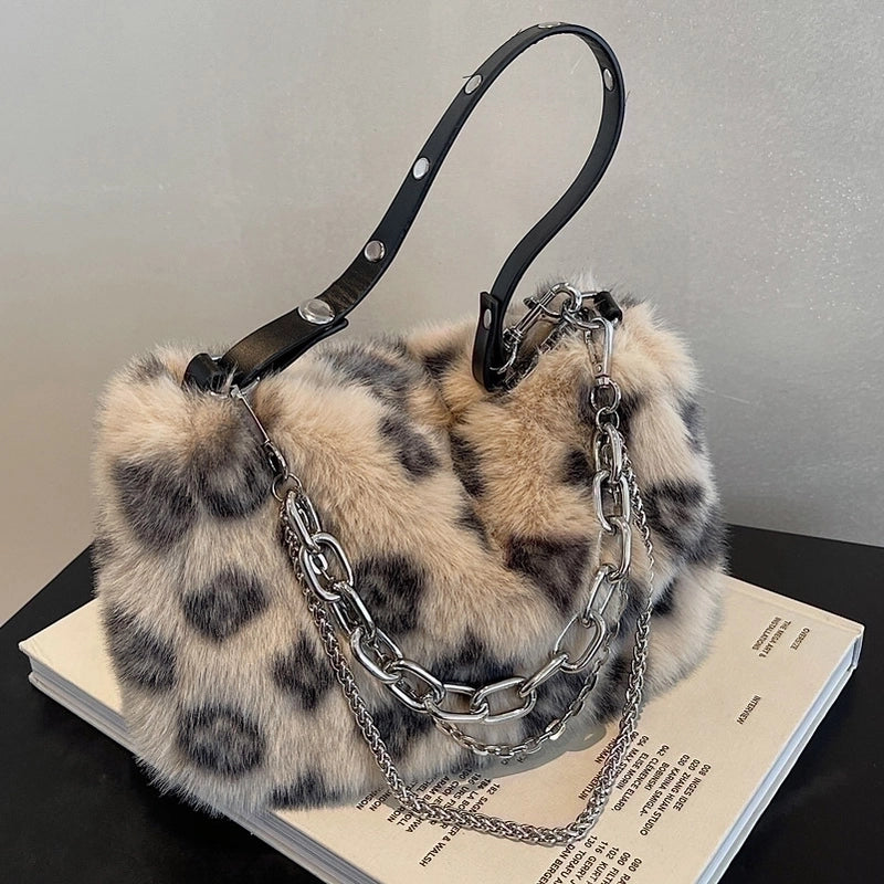 Small Plush Vintage Style Square Bag